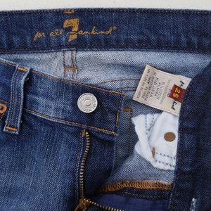7 for all Mankind size 25 inseam 31. Great conditi